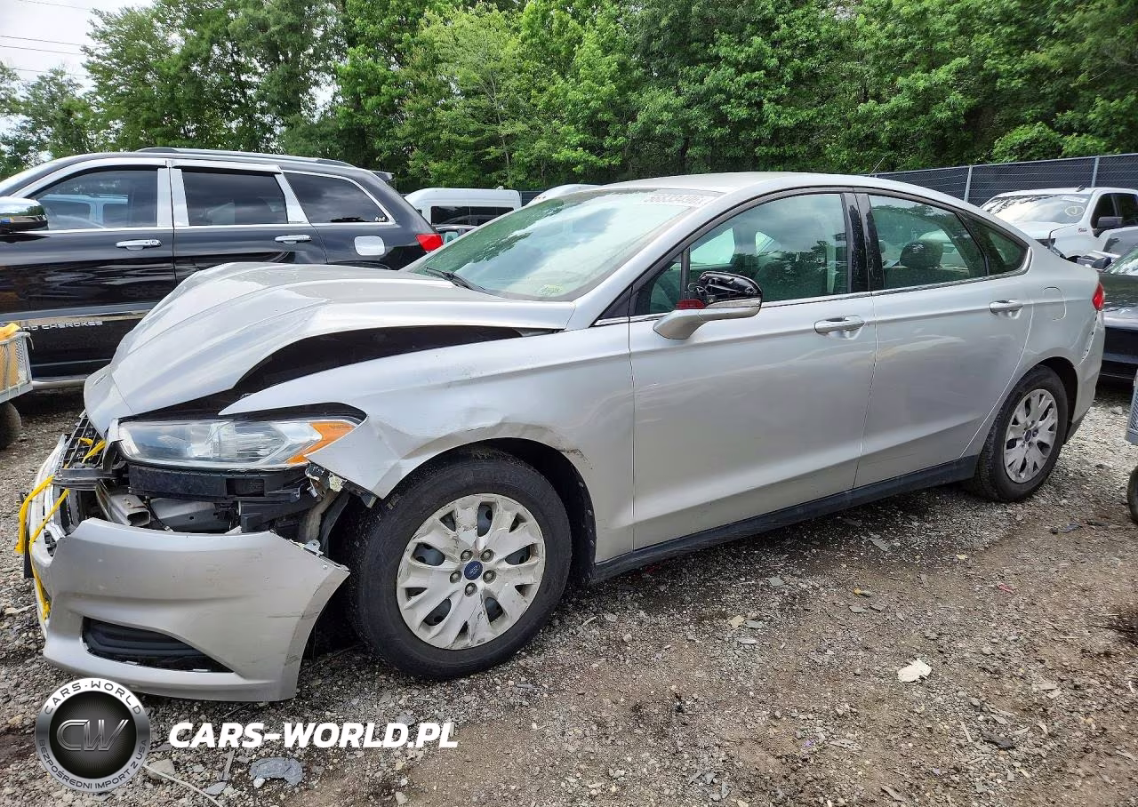 2013 Ford Fusion S – zdjęcie 1 z 12