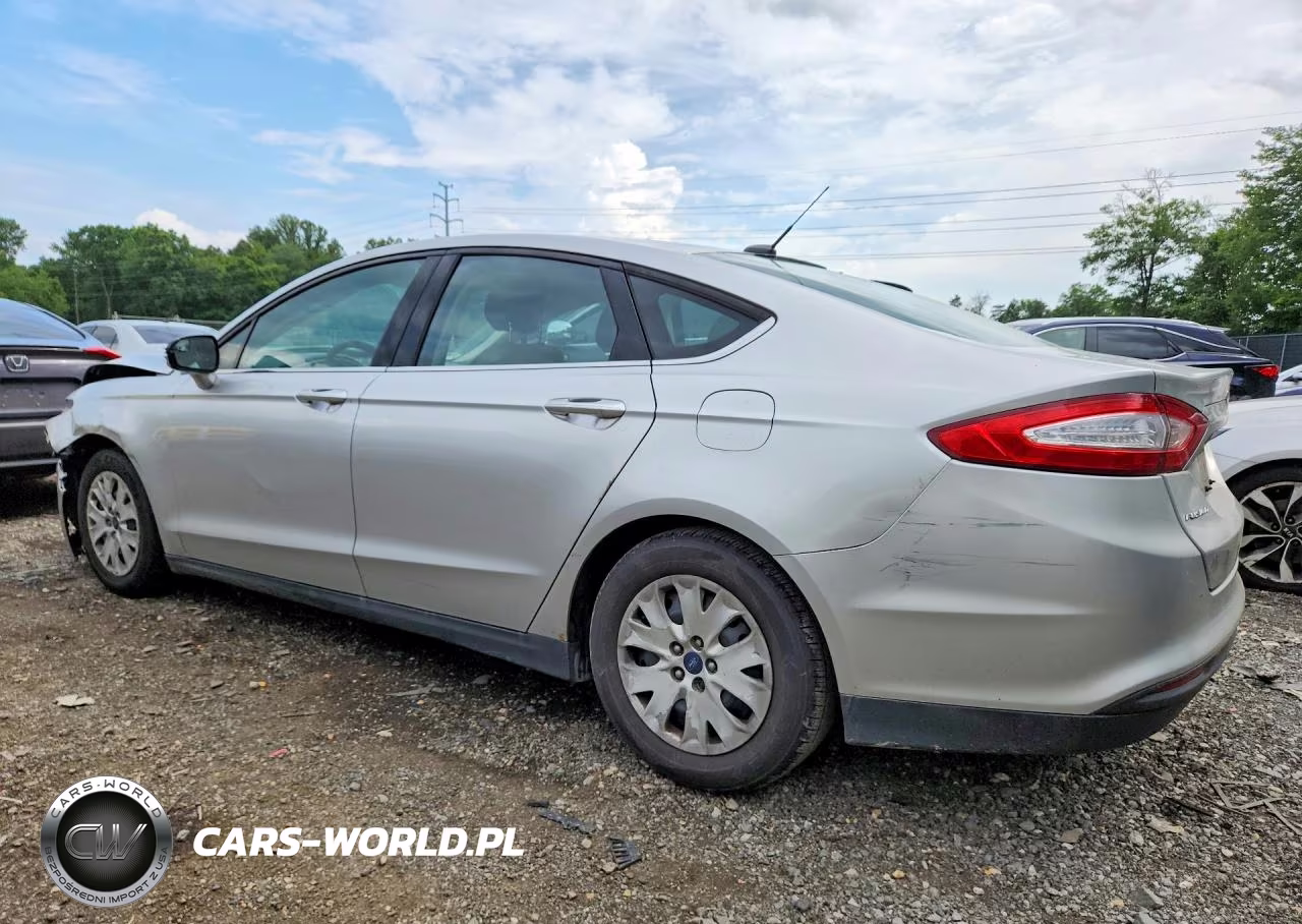 2013 Ford Fusion S VIN:3FA6P0G78DR112033 - 2