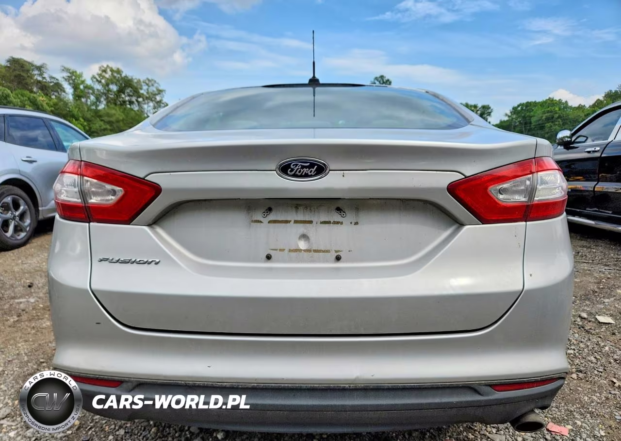 2013 Ford Fusion S VIN:3FA6P0G78DR112033 - 6