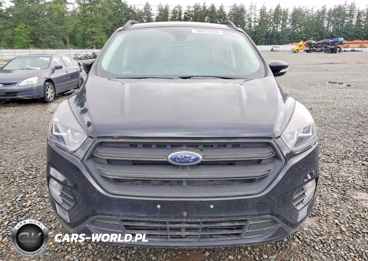 2017 Ford Escape Titanium VIN:1FMCU9JD8HUD54405 - 5