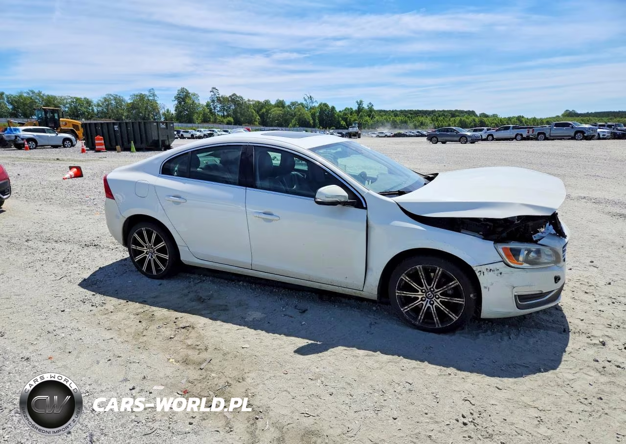 2014 Volvo S60 T5 VIN:YV1612FS2E2283793 - 4