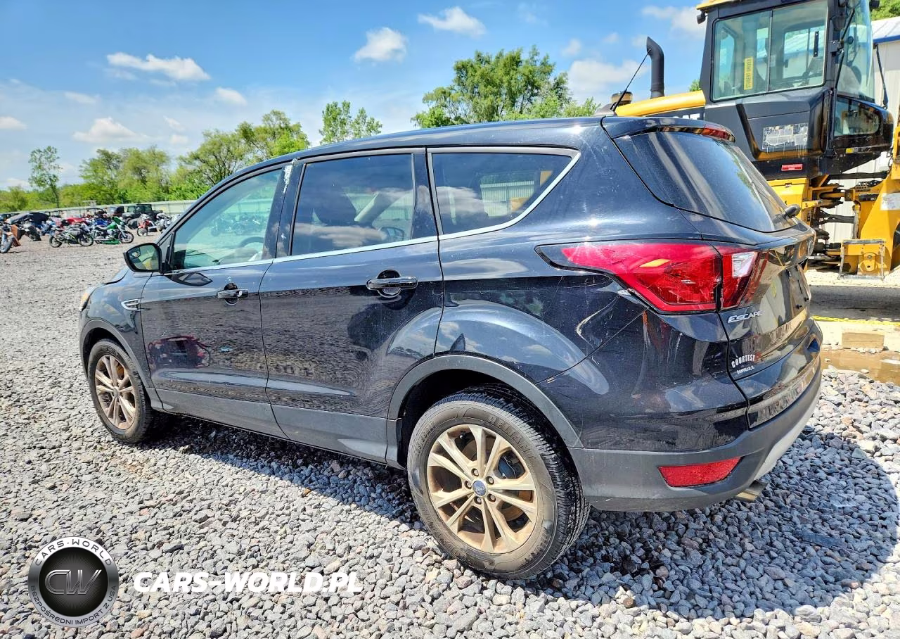 2019 Ford Escape Se VIN:1FMCU9GD3KUA32821 - 2