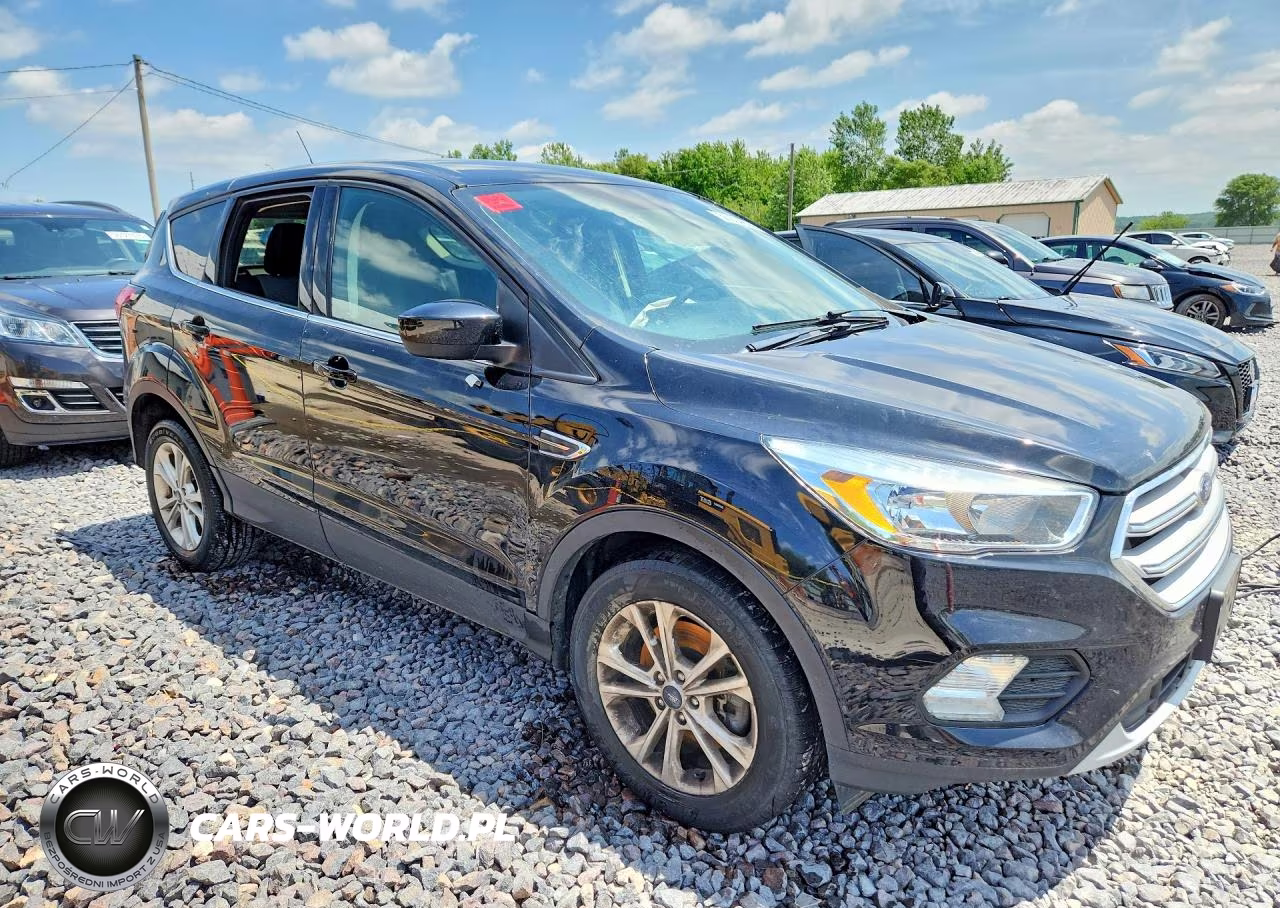 2019 Ford Escape Se VIN:1FMCU9GD3KUA32821 - 4