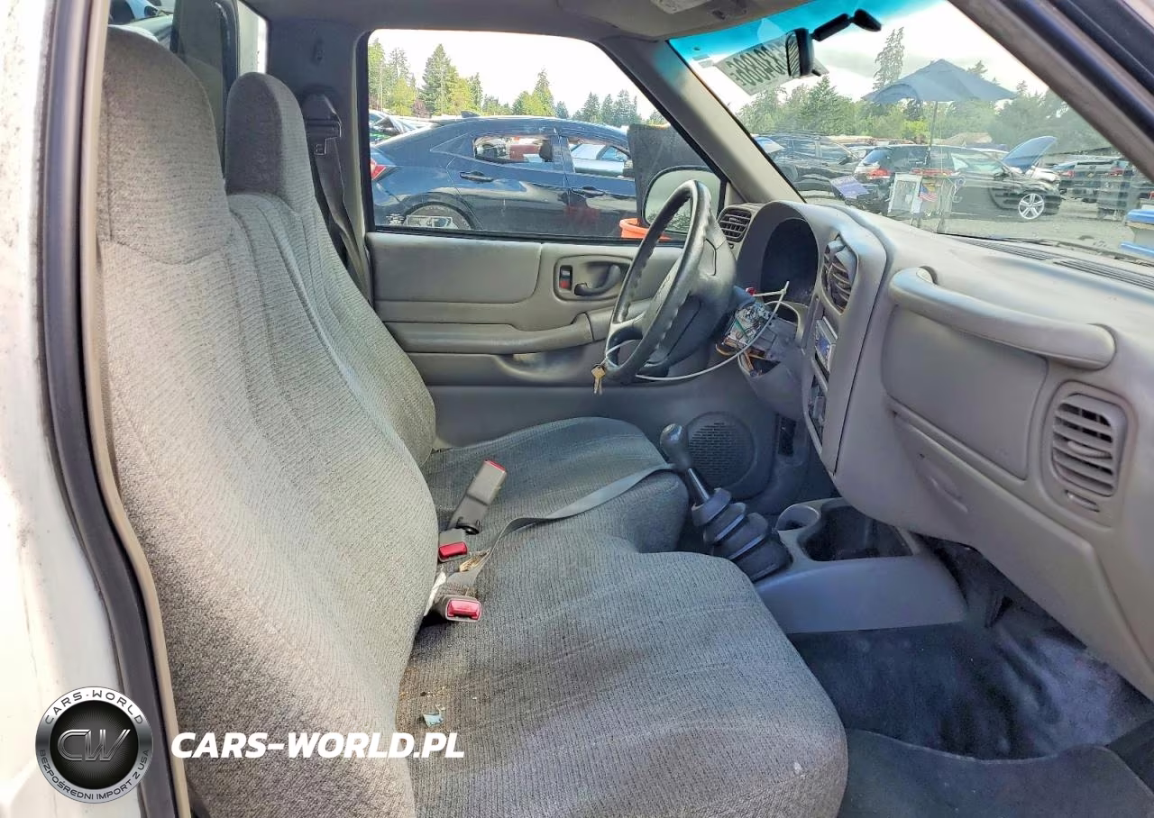1998 Isuzu Hombre VIN:1GGCS1448W8660435 - 10
