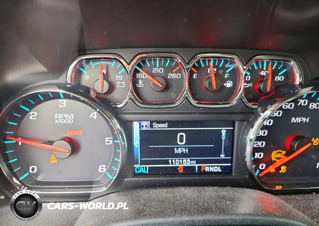 2018 Chevrolet Silverado K1500 Lt VIN:1GCVKREH8JZ341193 - 9