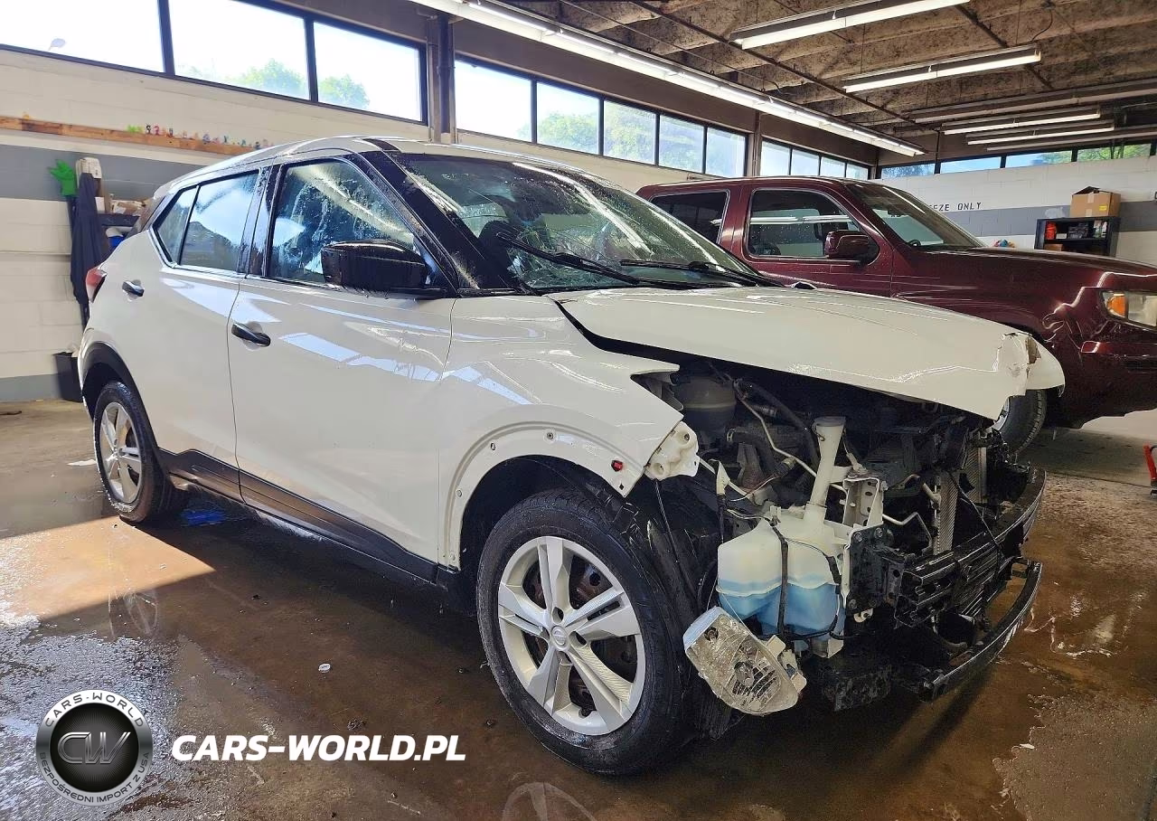 2021 Nissan Kicks S VIN:3N1CP5BV4ML479694 - 4