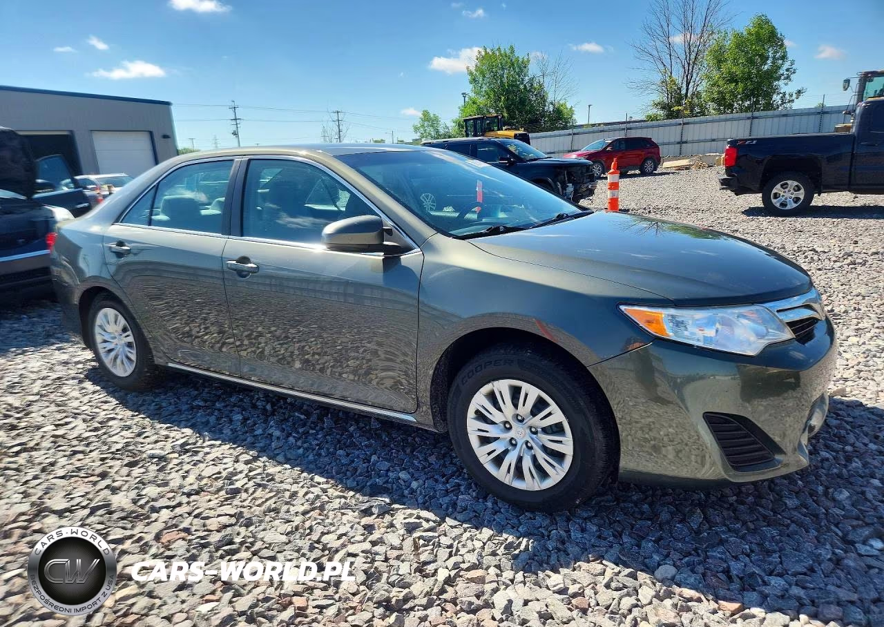 2014 Toyota Camry Le VIN:4T1BF1FK3EU863053 - 4