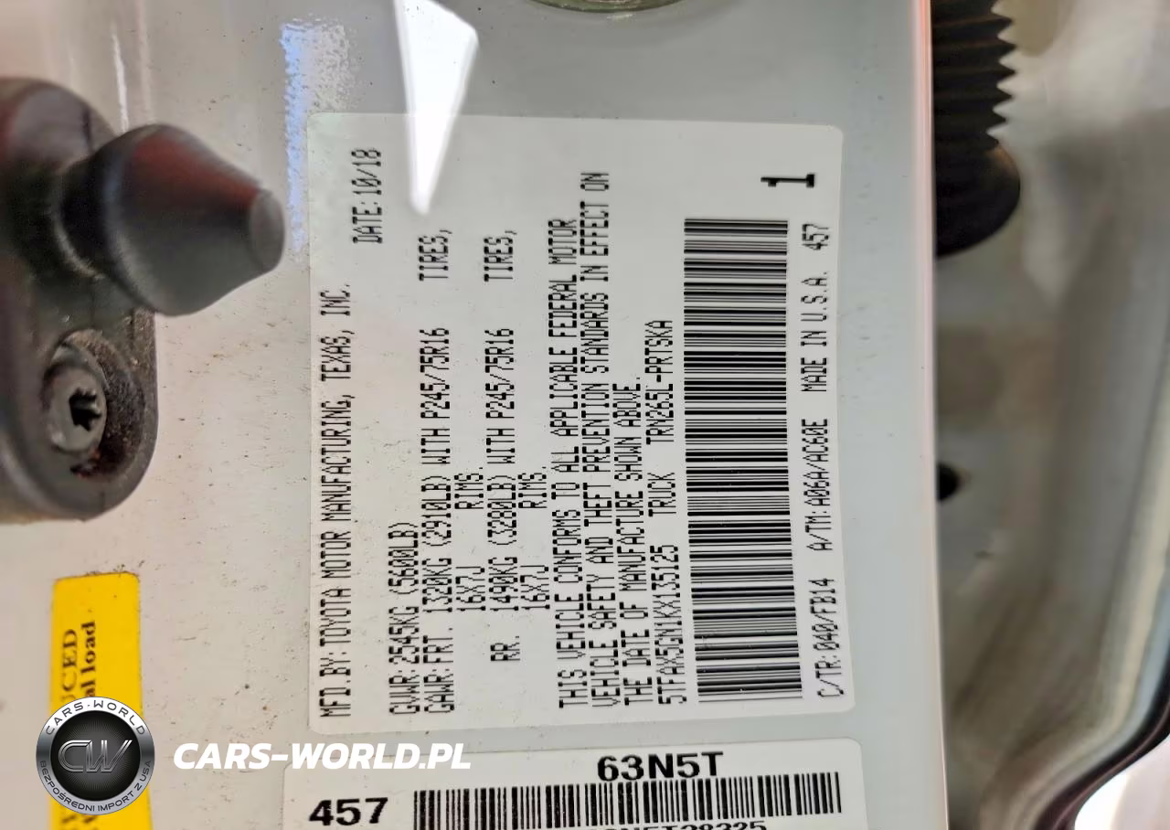 2019 Toyota Tacoma Sr VIN:5TFAX5GN1KX135125 - 12