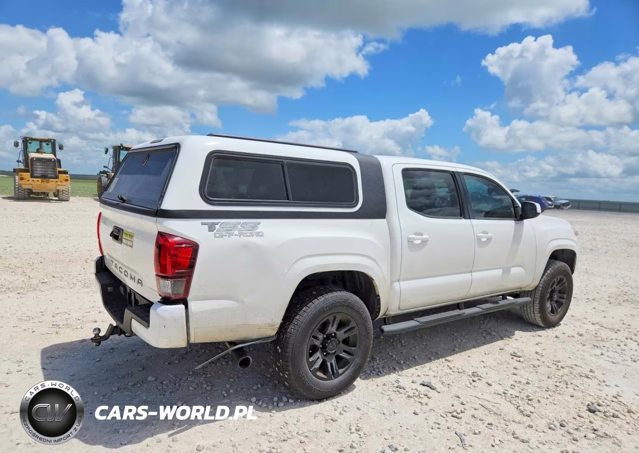 2019 Toyota Tacoma Sr VIN:5TFAX5GN1KX135125 - 3