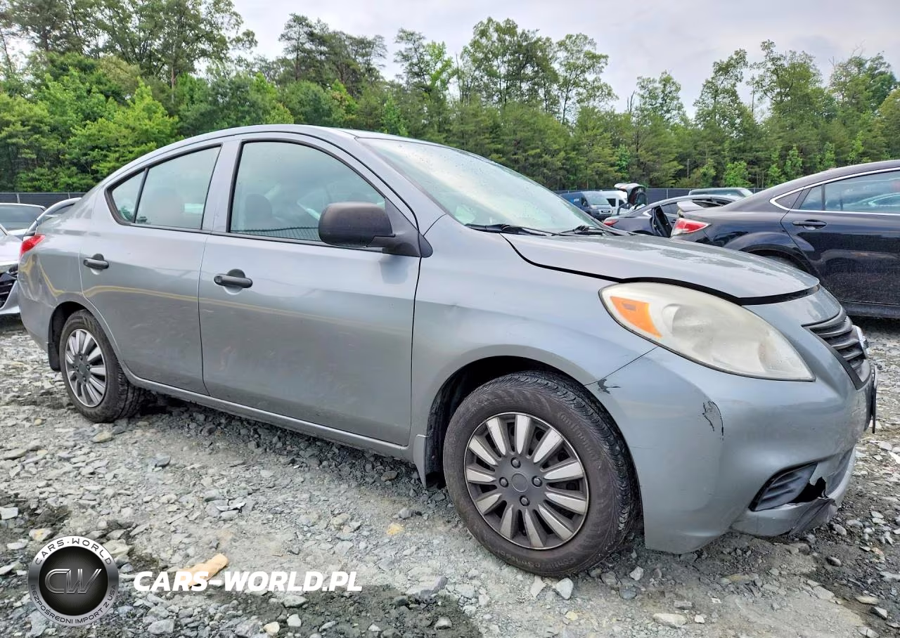 2014 Nissan Versa 1.6 S VIN:3N1CN7AP1EL807563 - 4