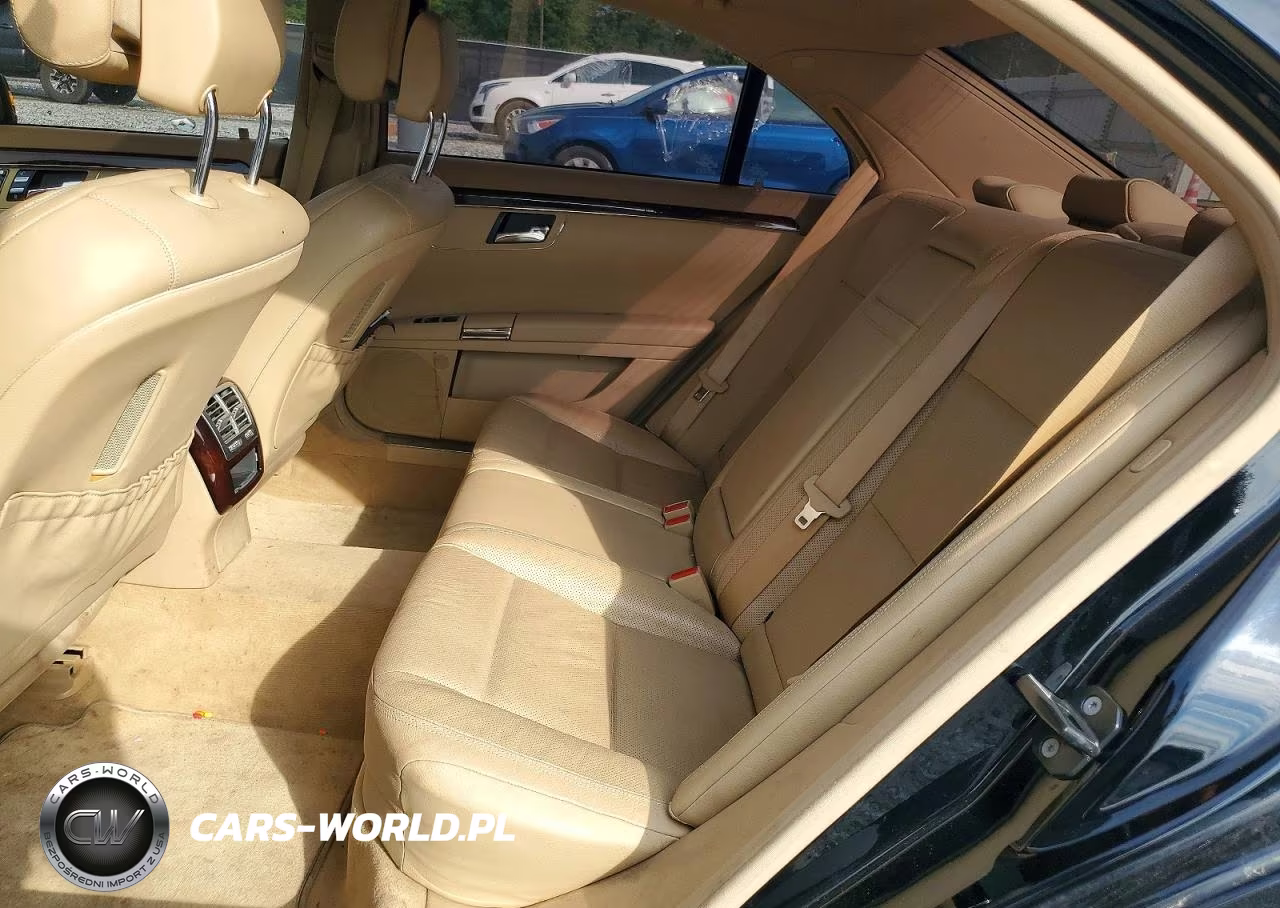 2012 Mercedes-Benz S 550 VIN:WDDNG7DBXCA432069 - 10