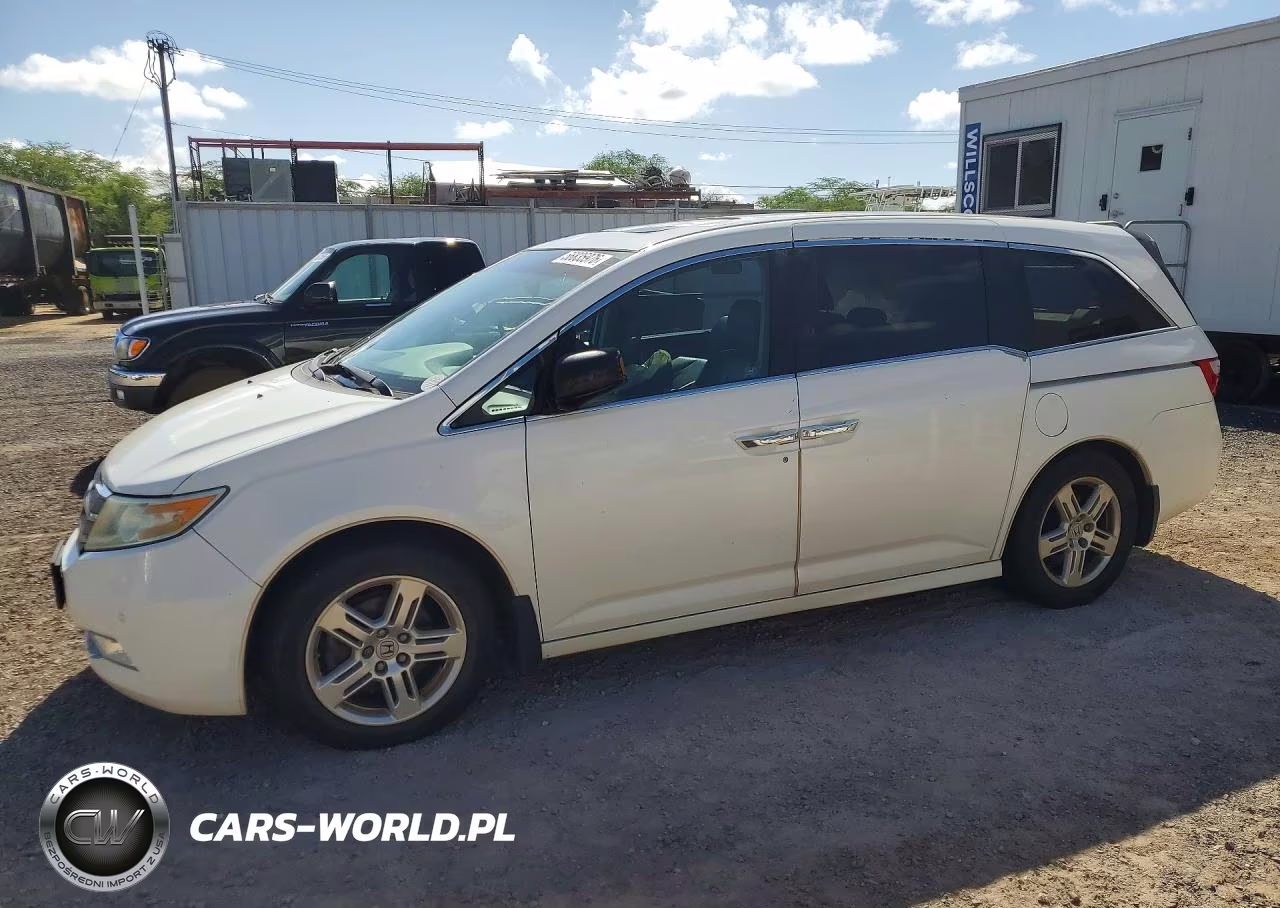 2012 Honda Odyssey Touring – zdjęcie 1 z 13
