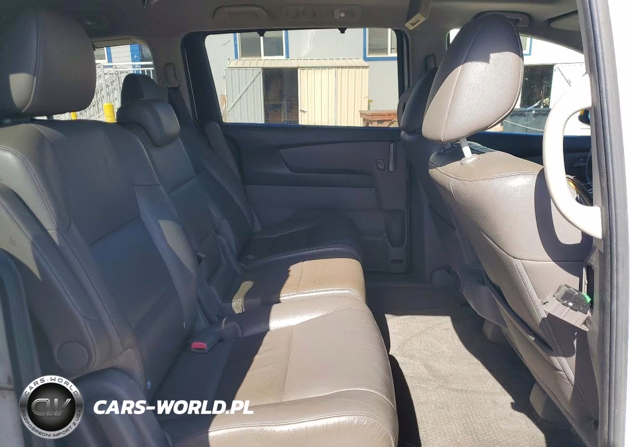 2012 Honda Odyssey Touring VIN:5FNRL5H95CB109333 - 11