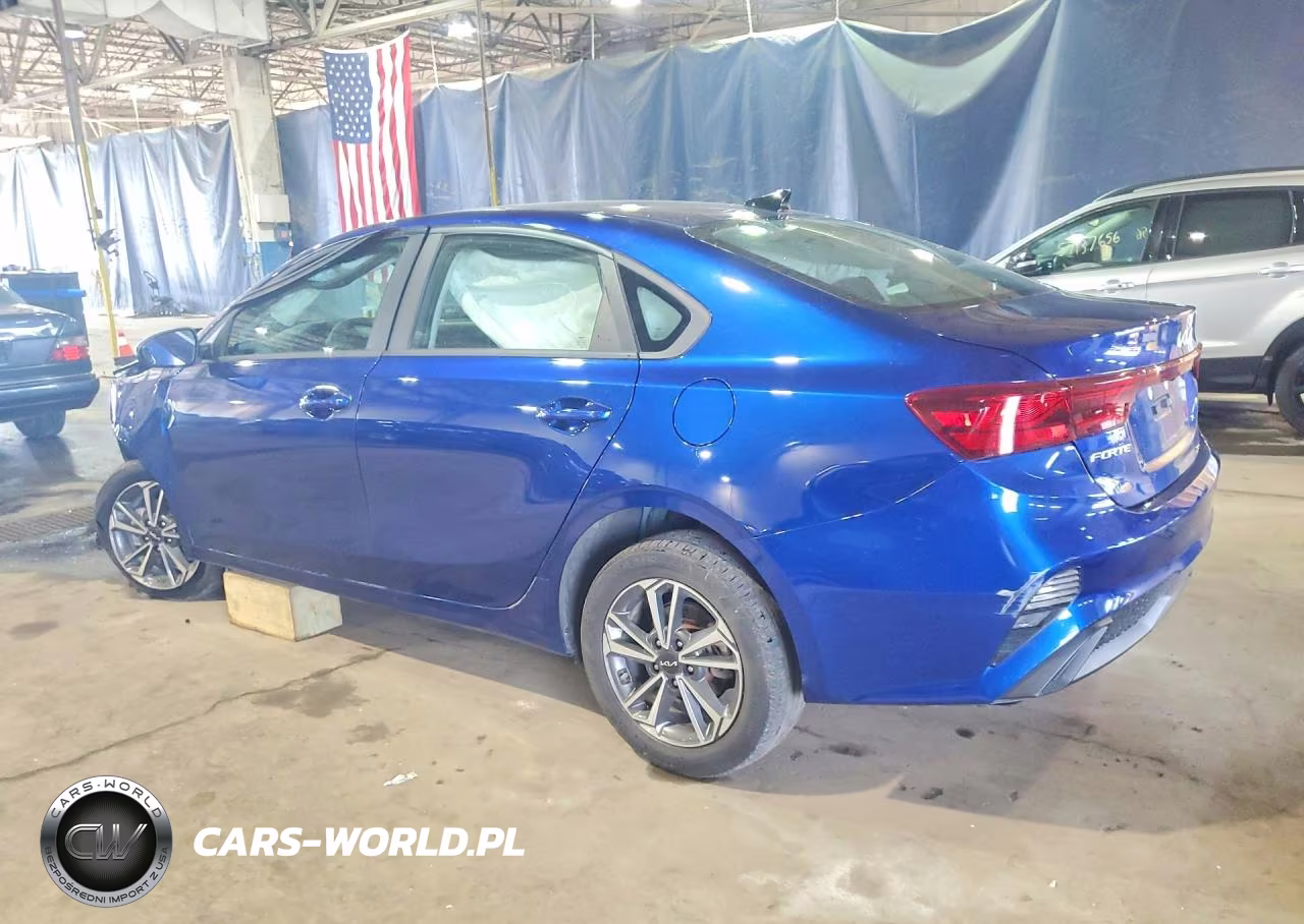 2023 Kia Forte Lxs VIN:3KPF24AD1PE584990 - 2