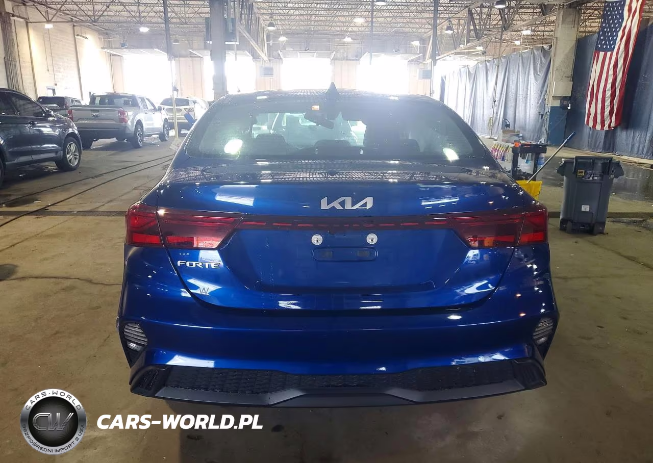 2023 Kia Forte Lxs VIN:3KPF24AD1PE584990 - 6