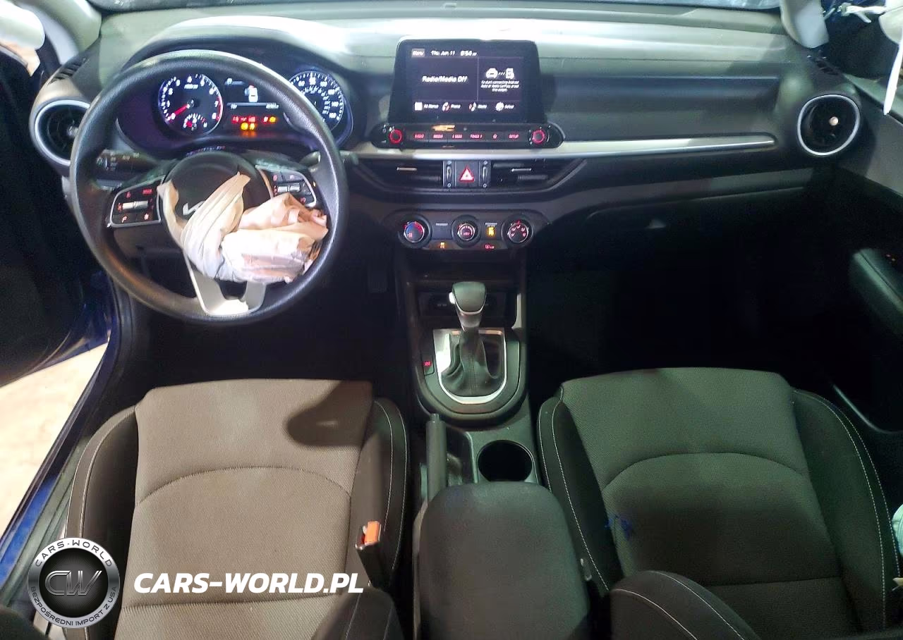 2023 Kia Forte Lxs VIN:3KPF24AD1PE584990 - 8