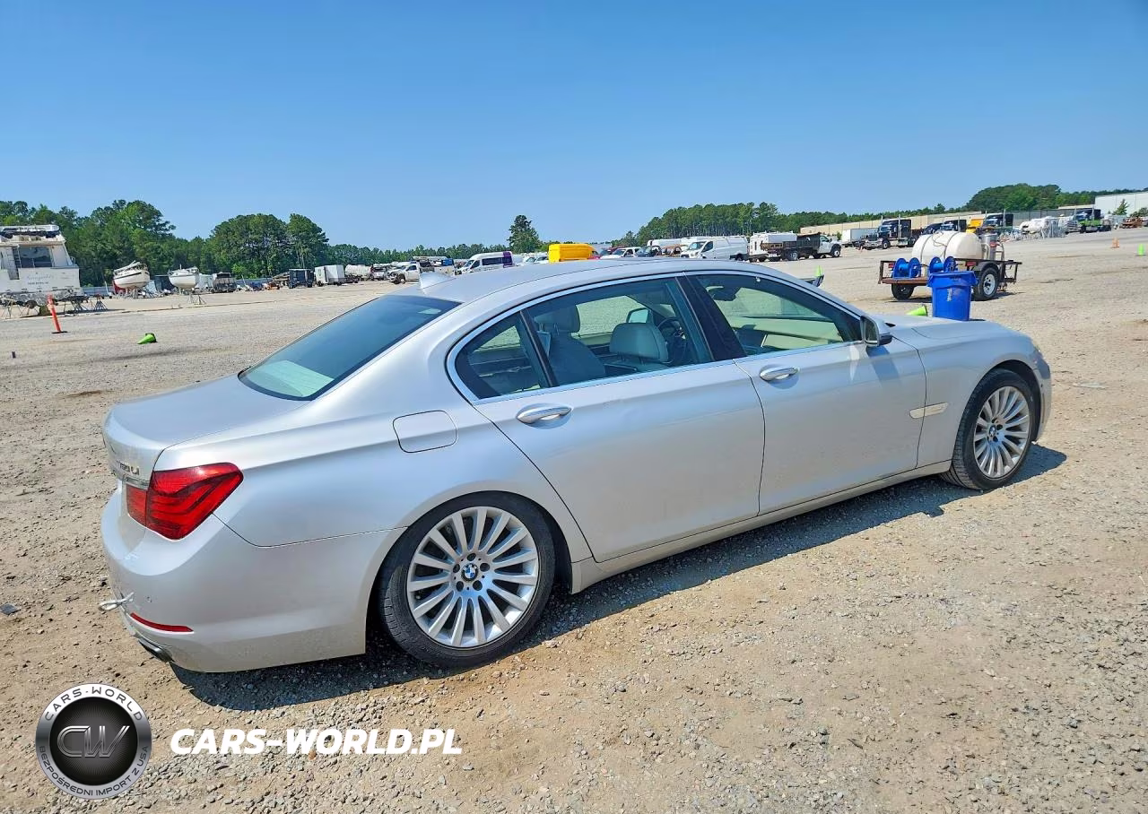 2013 BMW 750 Li VIN:WBAYE8C5XDD131703 - 3
