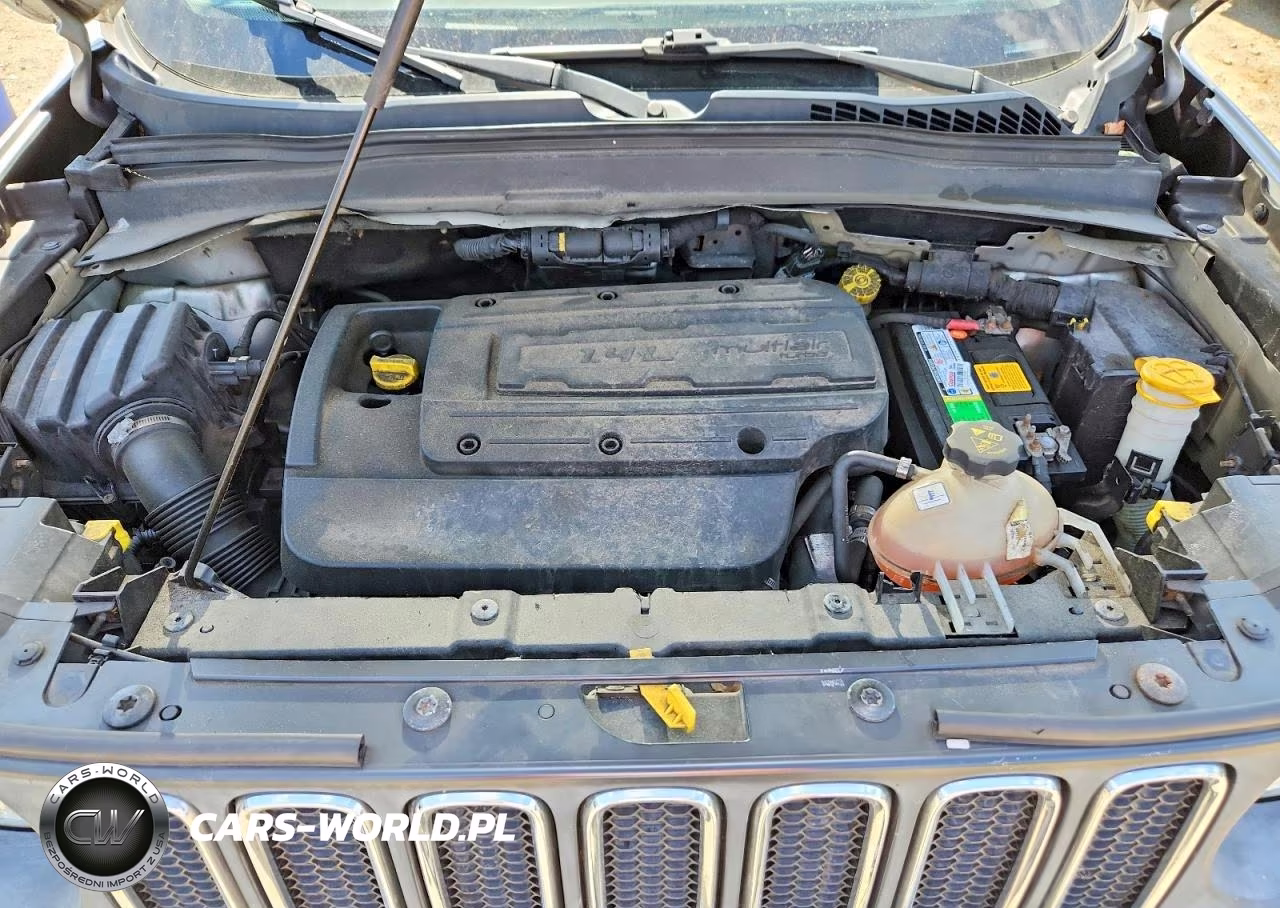 2015 Jeep Renegade Latitude VIN:ZACCJABH2FPB84296 - 11