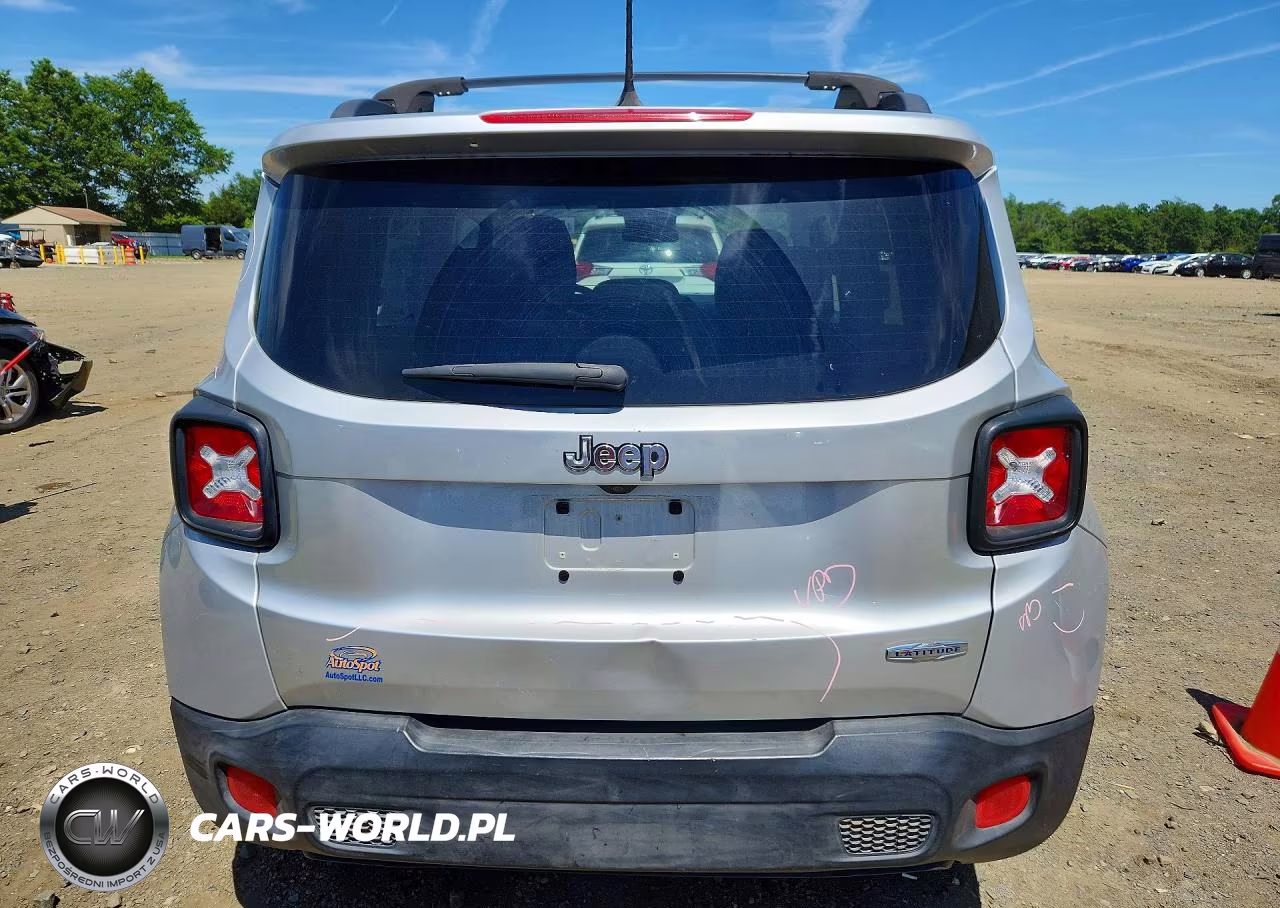 2015 Jeep Renegade Latitude VIN:ZACCJABH2FPB84296 - 6