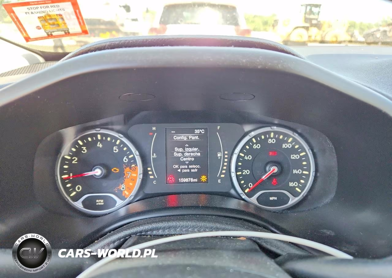 2015 Jeep Renegade Latitude VIN:ZACCJABH2FPB84296 - 9