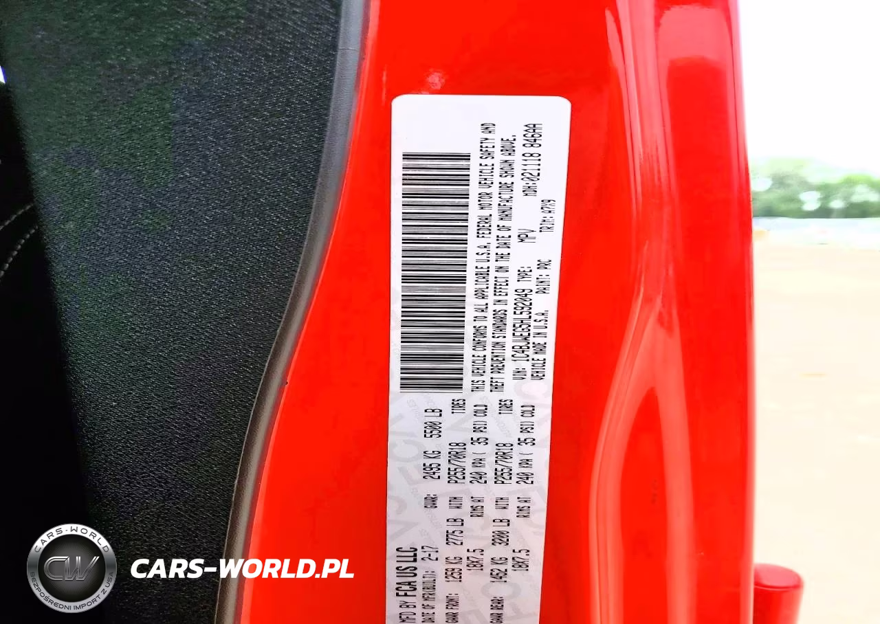 2017 Jeep Wrangler Unlimited Sahara VIN:1C4BJWEG5HL592049 - 13