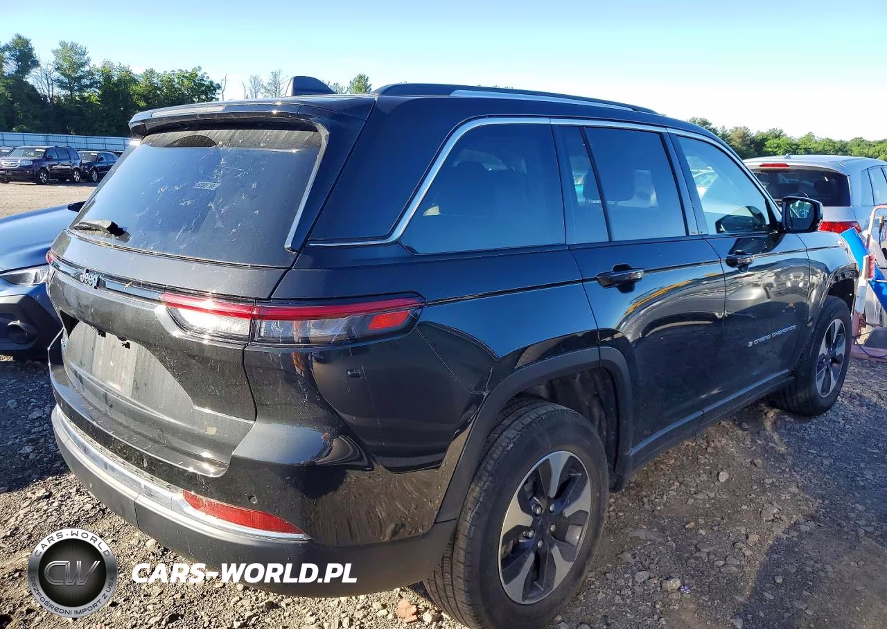 2023 Jeep Grand Cherokee Limited 4Xe VIN:1C4RJYB61PC665728 - 3