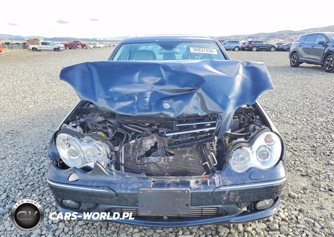 2005 Mercedes-Benz C 230K Sport Sedan VIN:WDBRF40J15F715667 - 5