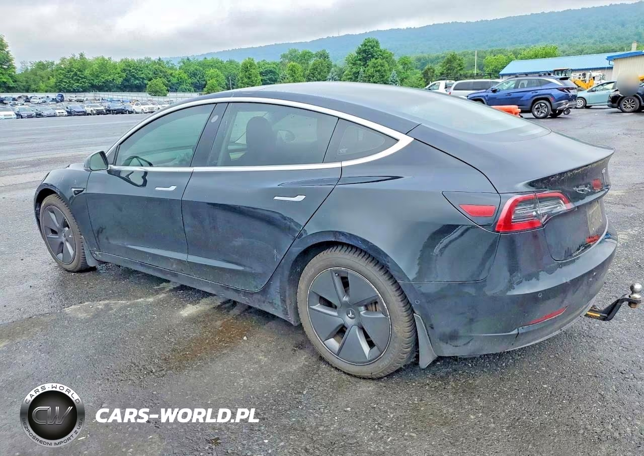 2018 Tesla Model 3 VIN:5YJ3E1EB0JF184938 - 2