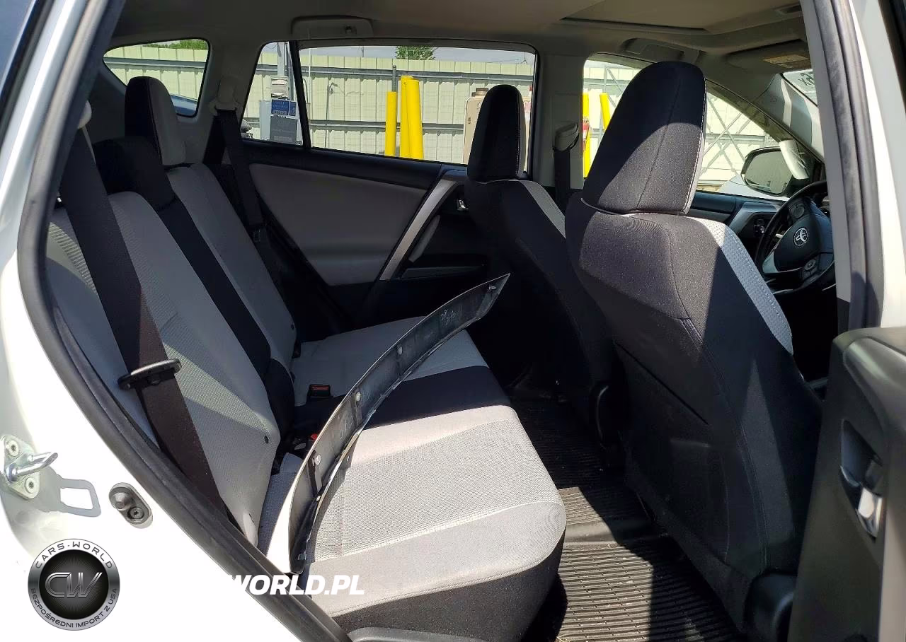 2018 Toyota Rav4 Xle VIN:JTMRFREV6JJ721384 - 11