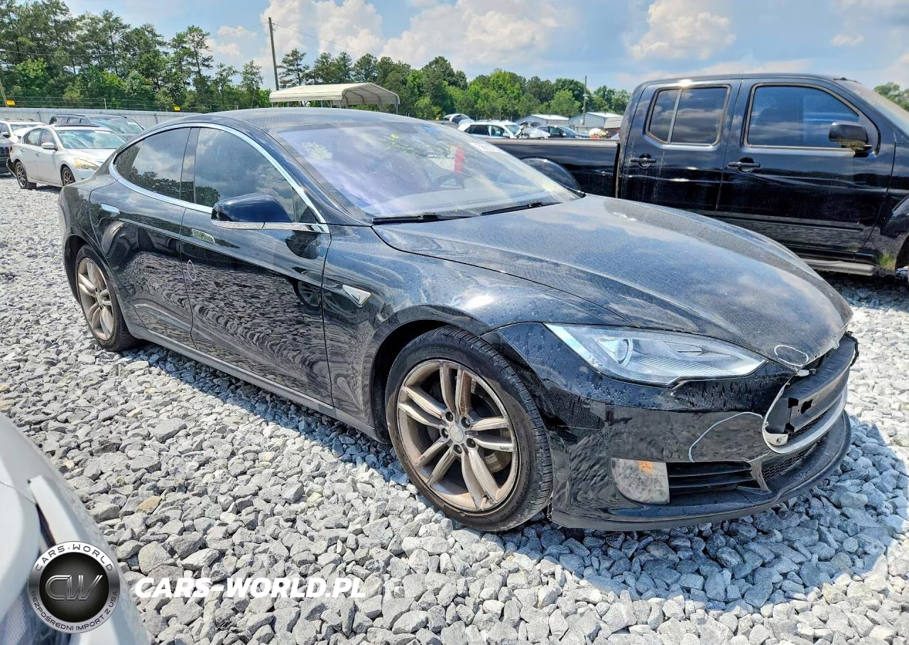 2013 Tesla Model S VIN:5YJSA1CG9DFP07786 - 4