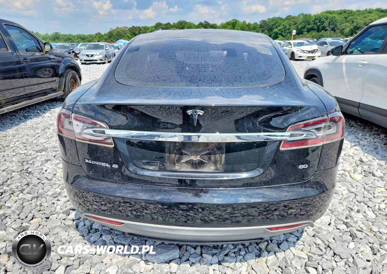2013 Tesla Model S VIN:5YJSA1CG9DFP07786 - 6
