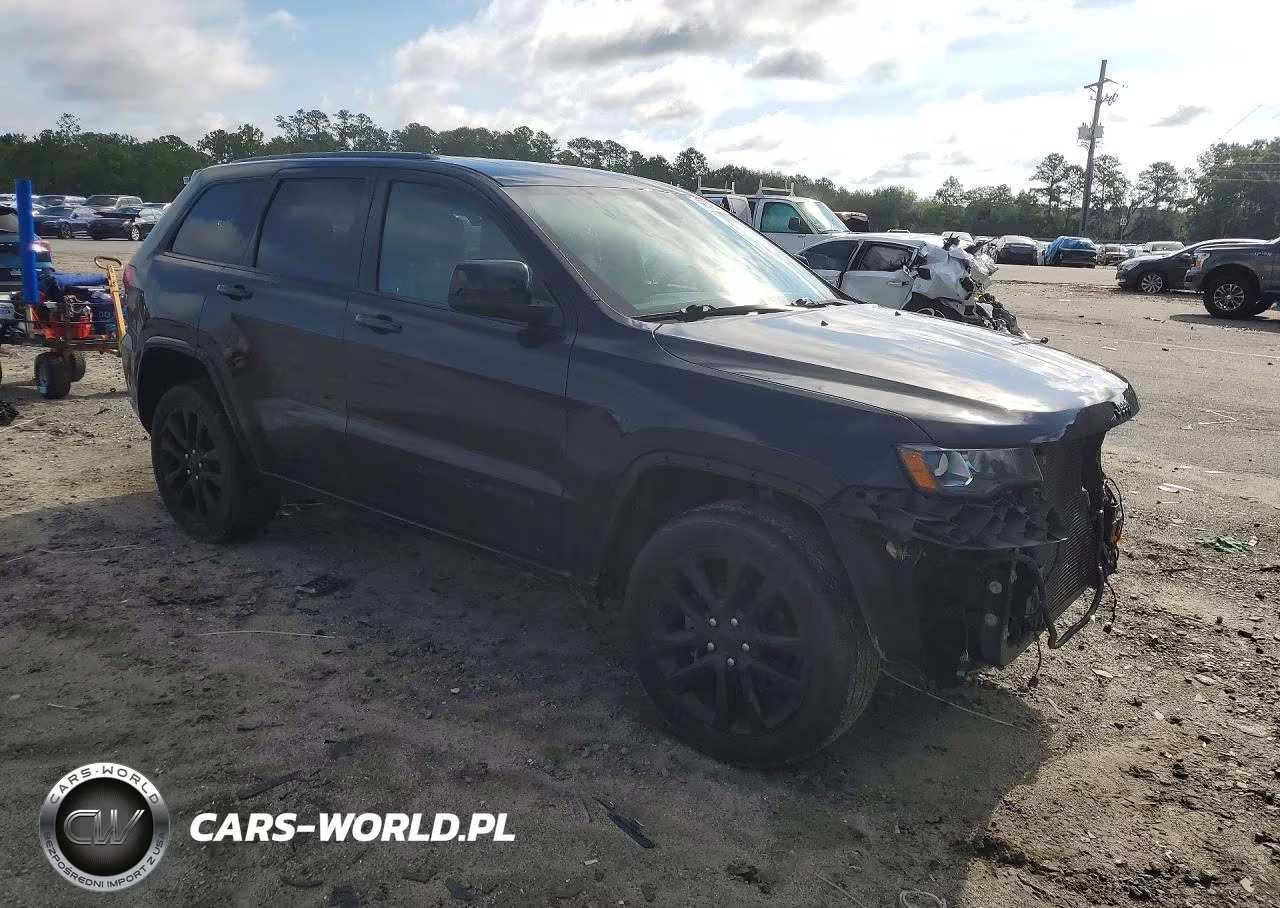 2019 Jeep Grand Cherokee Laredo VIN:1C4RJEAG1KC704822 - 4