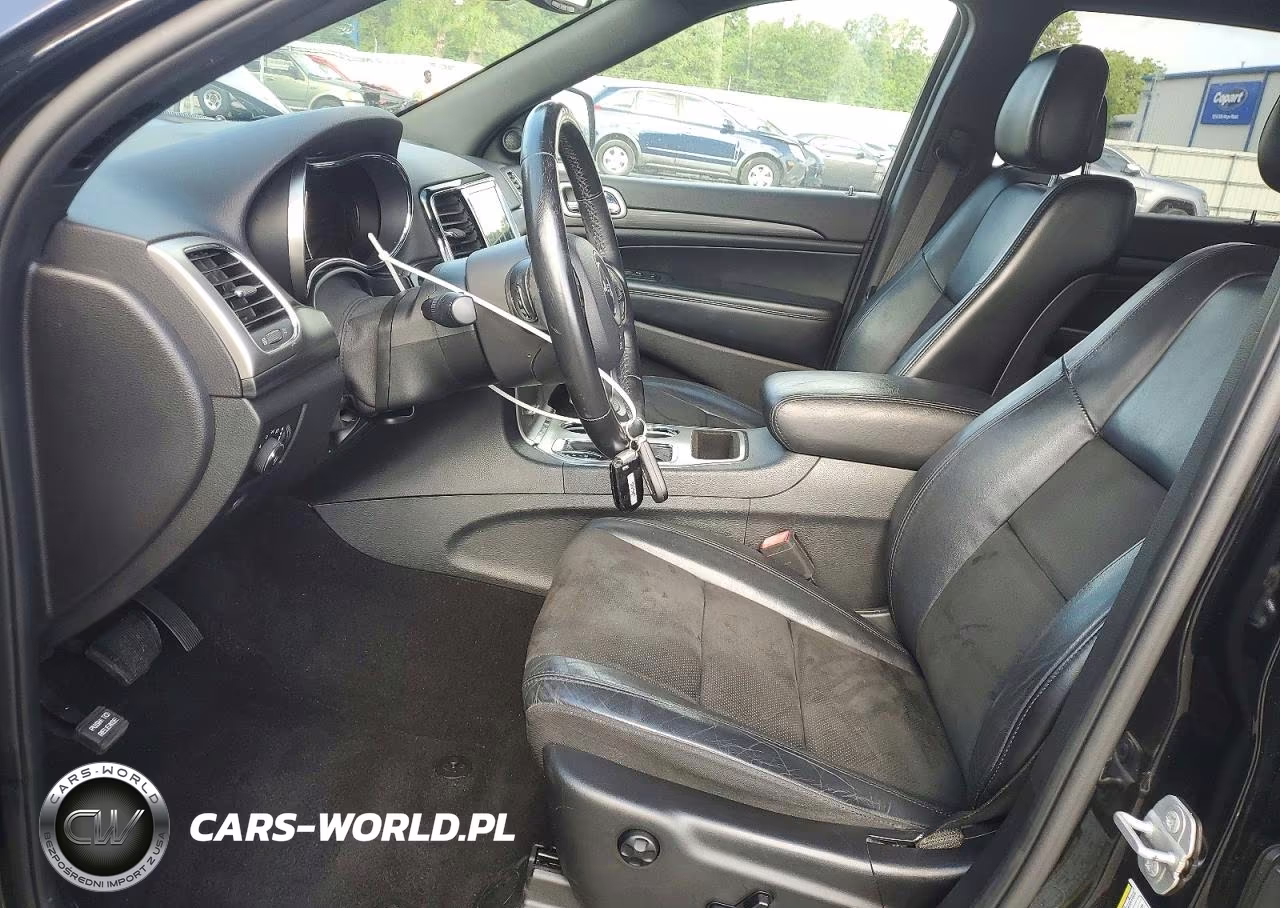 2019 Jeep Grand Cherokee Laredo VIN:1C4RJEAG1KC704822 - 7