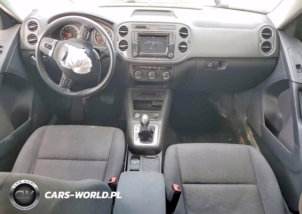 2017 Volkswagen Tiguan S VIN:WVGAV7AX9HK051776 - 8