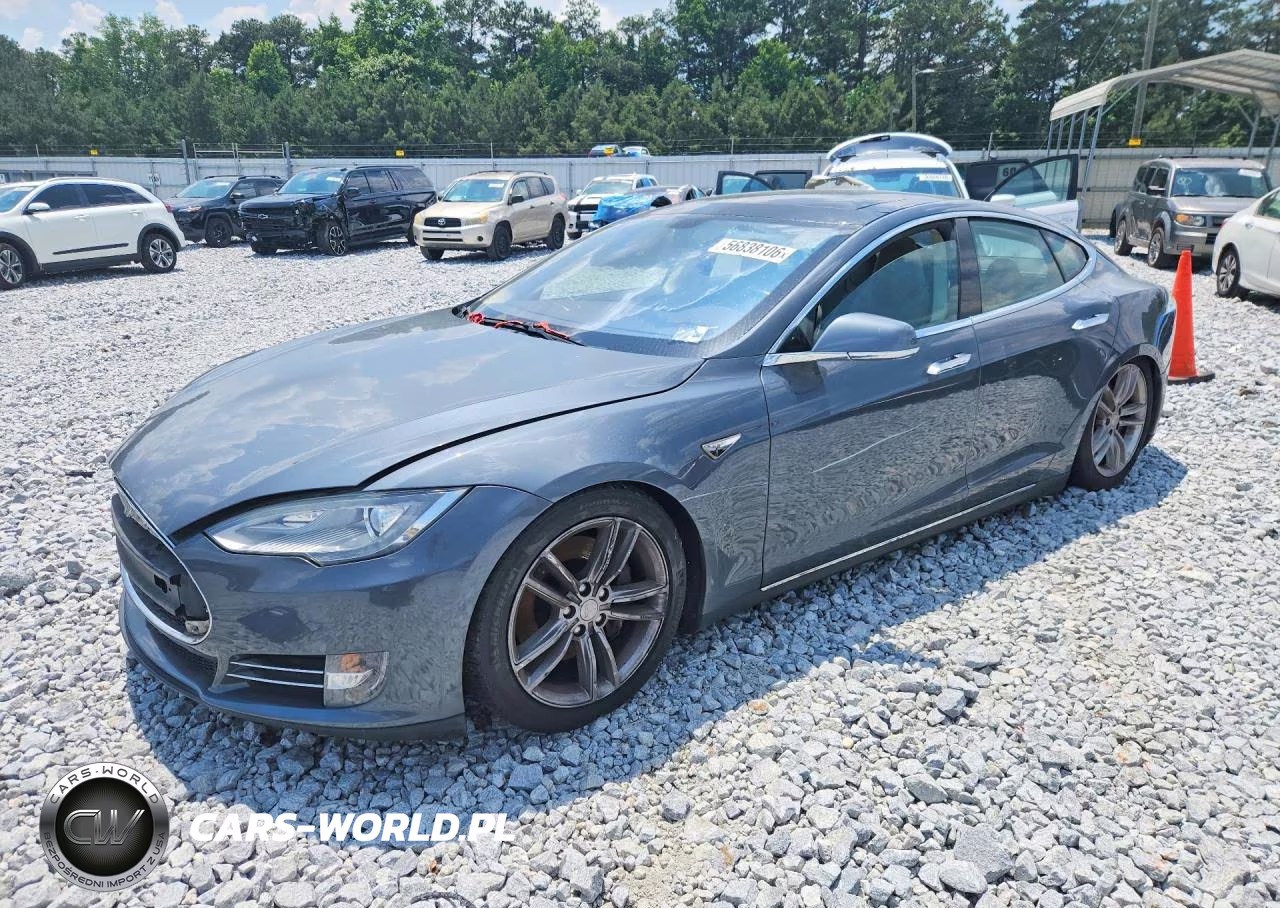 2013 Tesla Model S – zdjęcie 1 z 12