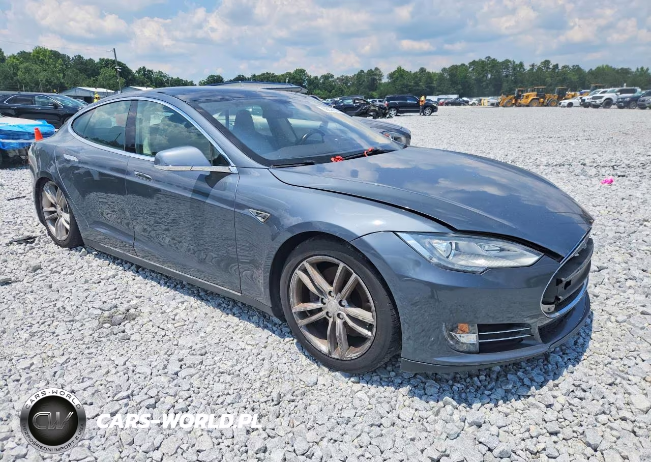 2013 Tesla Model S VIN:5YJSA1CN2DFP05375 - 4