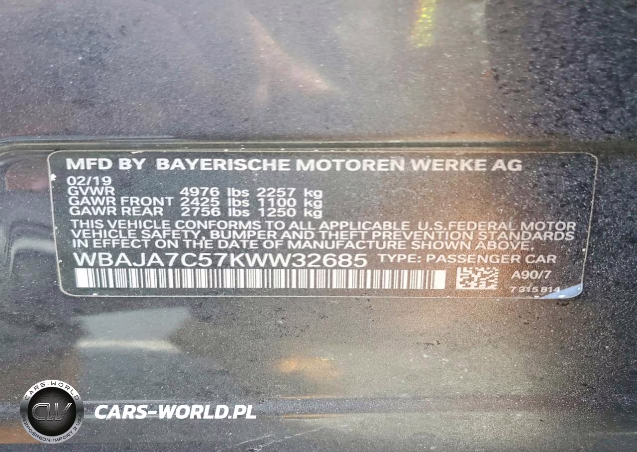2019 BMW 530 Xi VIN:WBAJA7C57KWW32685 - 12