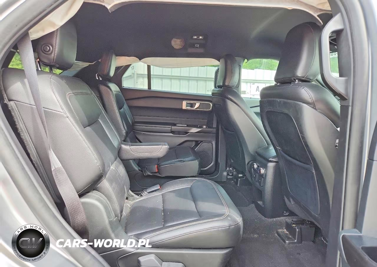 2020 Ford Explorer Xlt VIN:1FMSK8DHXLGC06354 - 11
