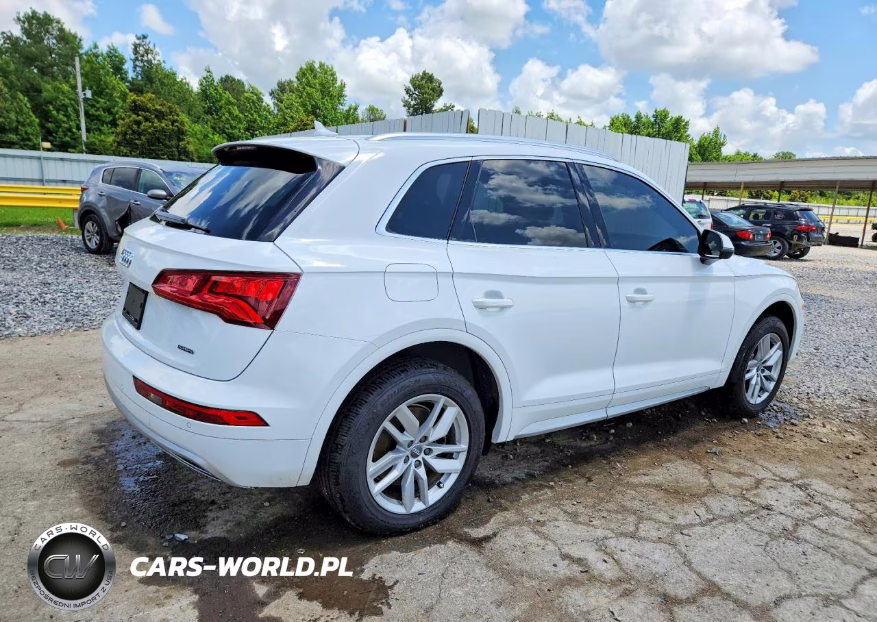 2020 Audi Q5 Premium VIN:WA1ANAFY7L2033542 - 3