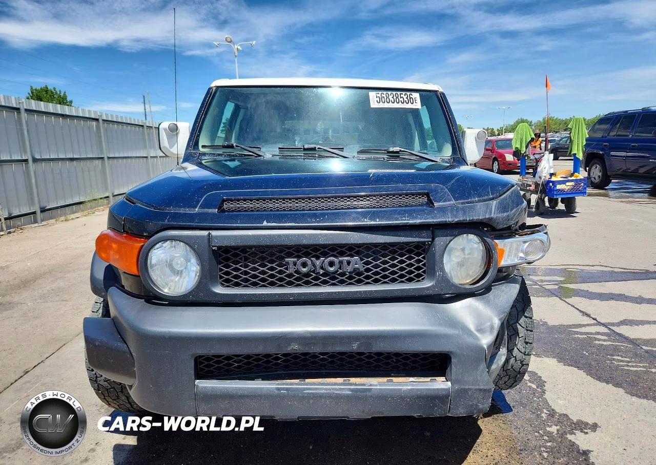 2007 Toyota Fj Cruiser Base VIN:JTEBU11F270086875 - 5