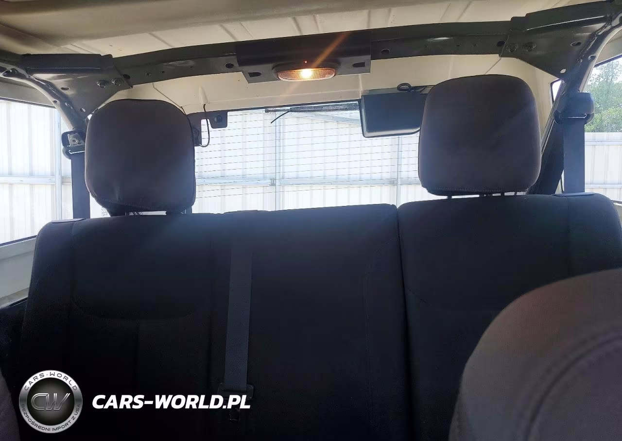2018 Jeep Wrangler Unlimited Sport VIN:1C4HJWDG0JL928921 - 10