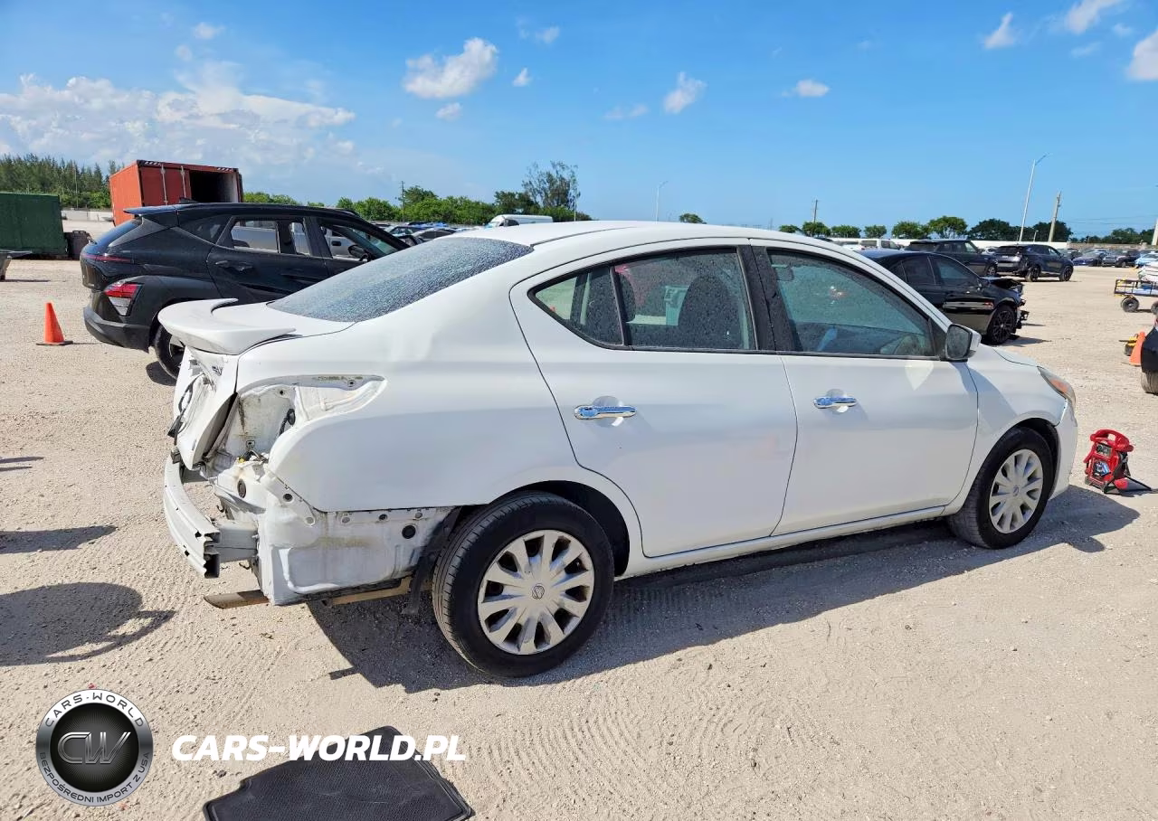 2015 Nissan Versa 1.6 Sv VIN:3N1CN7AP1FL889327 - 3