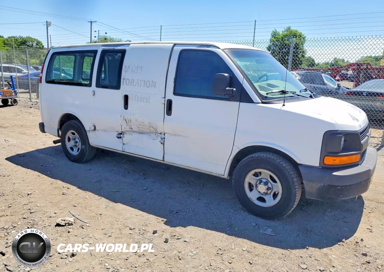 2008 Chevrolet Express G1500 VIN:1GCFG15X381217775 - 4