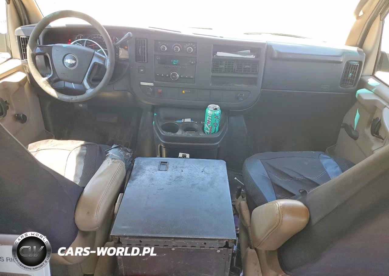 2008 Chevrolet Express G1500 VIN:1GCFG15X381217775 - 8