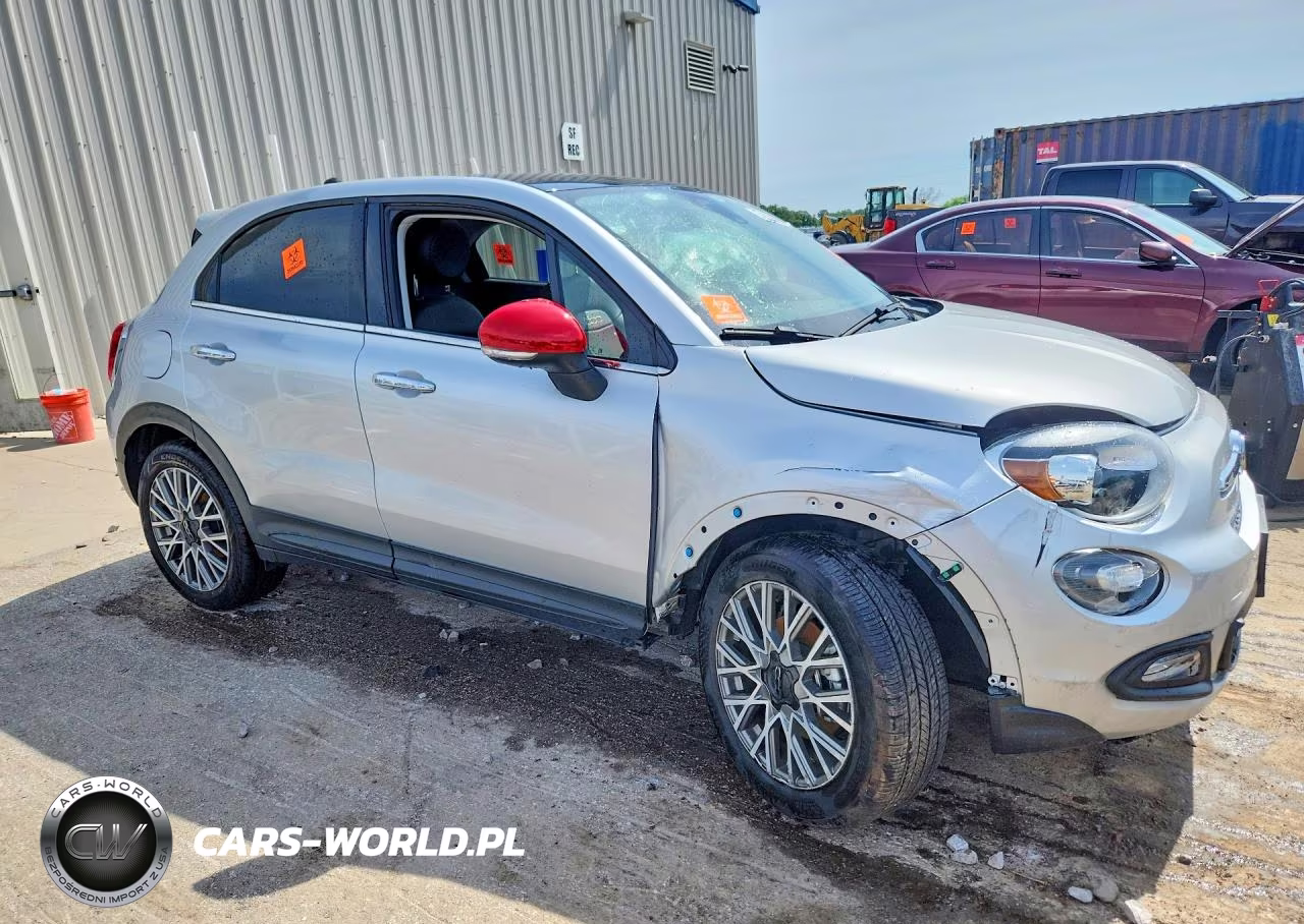 2018 Fiat 500X Lounge VIN:ZFBCFYDB5JP657118 - 4