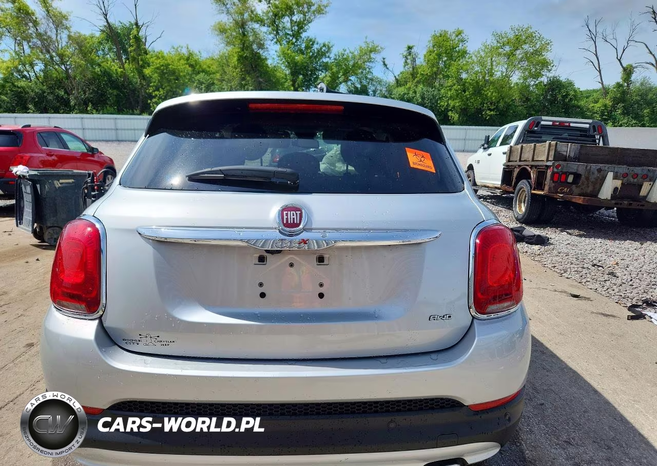 2018 Fiat 500X Lounge VIN:ZFBCFYDB5JP657118 - 6