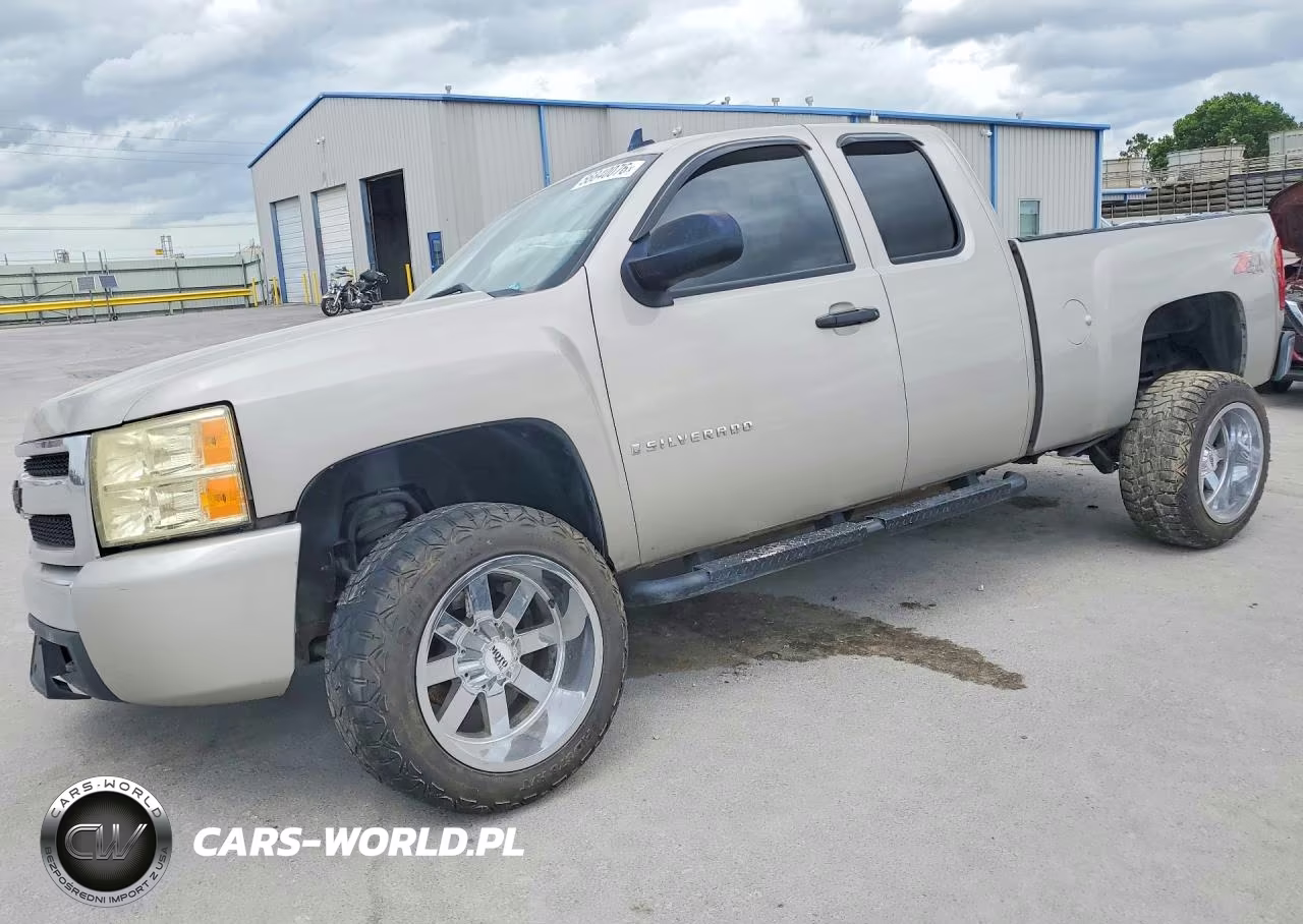 2008 Chevrolet Silverado K1500 – zdjęcie 1 z 13