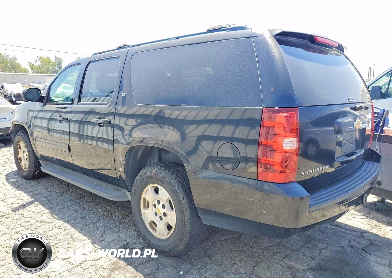 2011 Chevrolet Suburban C1500 Lt VIN:1GNSCJE05BR359736 - 2