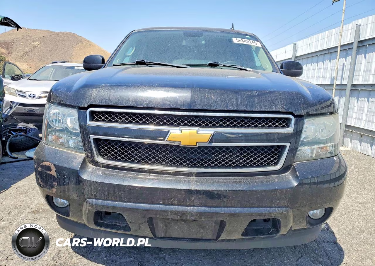 2011 Chevrolet Suburban C1500 Lt VIN:1GNSCJE05BR359736 - 5