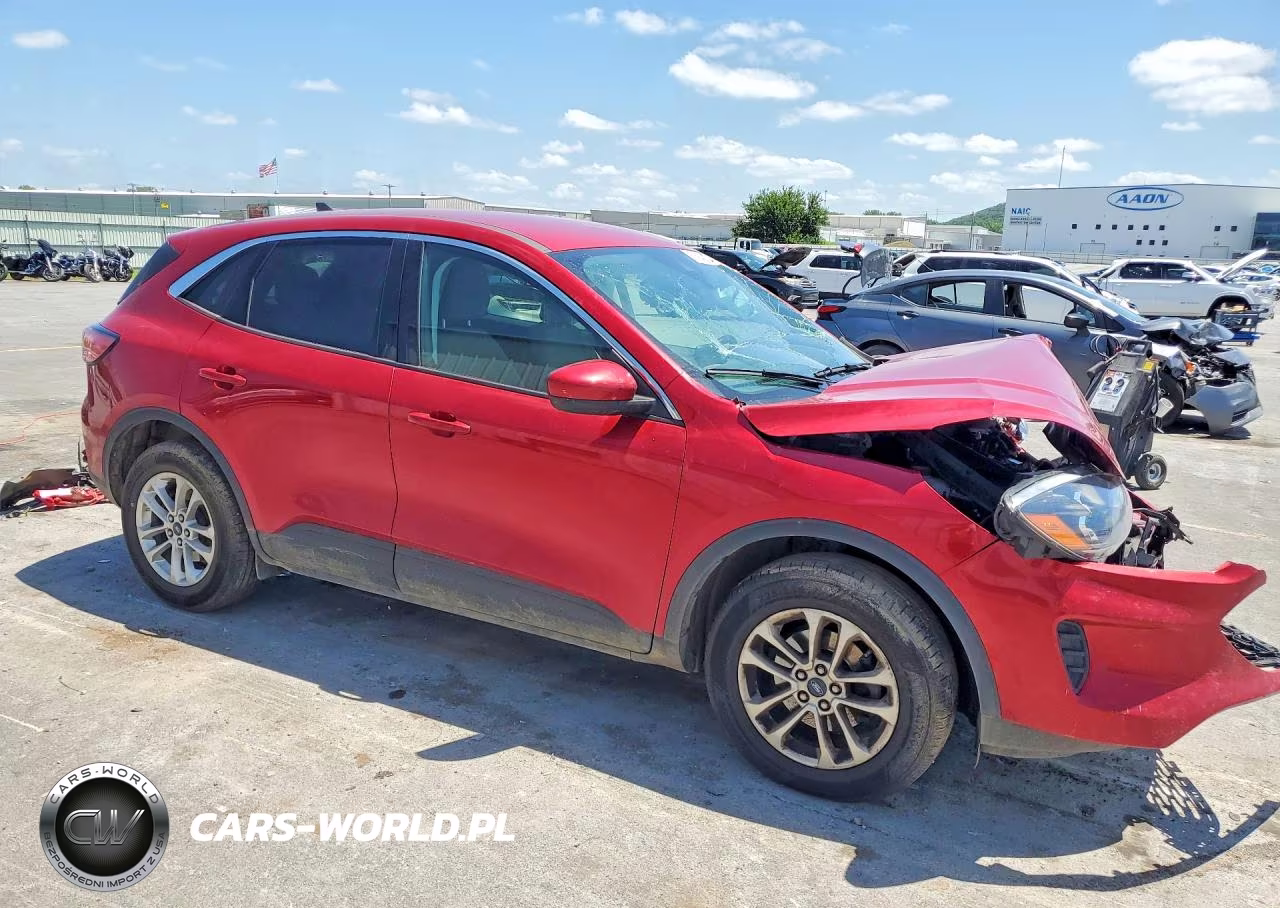 2021 Ford Escape Se VIN:1FMCU9G6XMUA09394 - 4